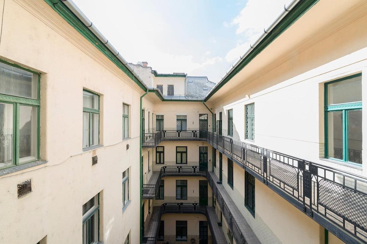 بودابست Vaci Street Premier Apartment المظهر الخارجي الصورة